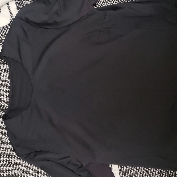 Lululemon Tight-Fit Lined Long Sleeve Shirts - Picture 7 of 12